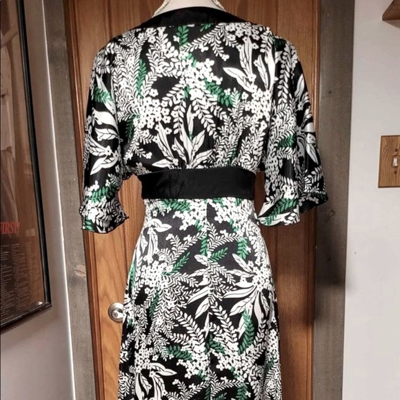 Intrigue Maxi Dress Size 4 - Picture 3 of 4